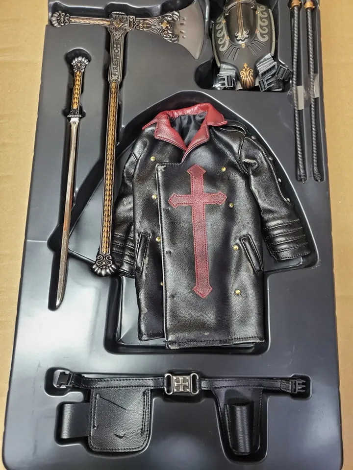 Hot Toys 1/6 FireSpecter Sixth Scale Figure OPENED