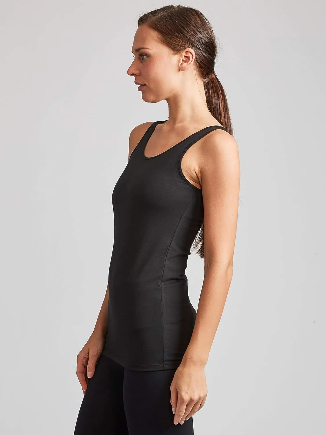 Kalon Women's 4-Pack Scoop Neck Tank Top Base Layer