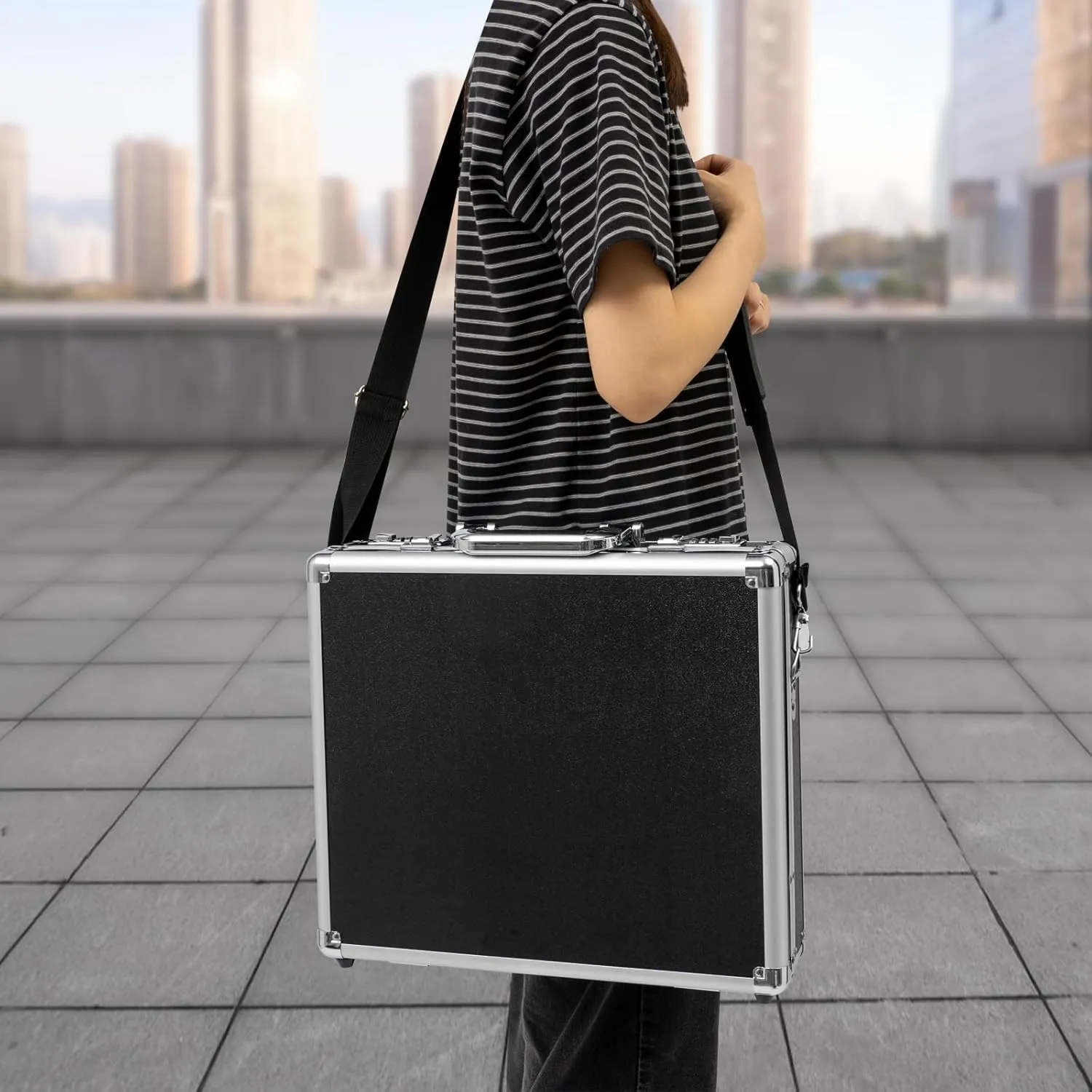 Locking Briefcase, Heavy Duty Aluminum Locking Clipboard Case Box with Handle, Attache Case for Cash, Documents, Valuables