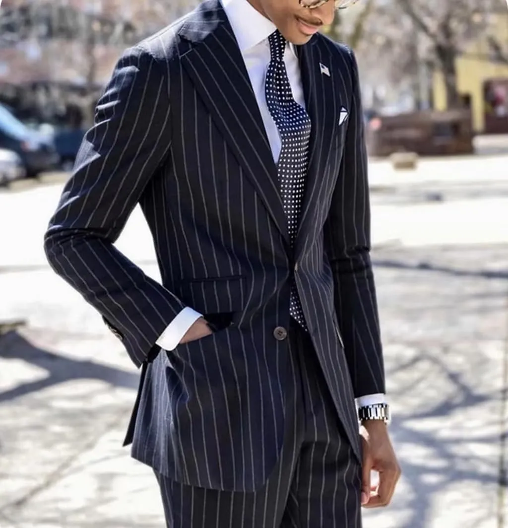 ORBITRAY Men's Pinstripe Suits 2 Pieces Notch Lapel Regular Fit Tuxedos Groomsmen for Wedding (Blazer Pants)