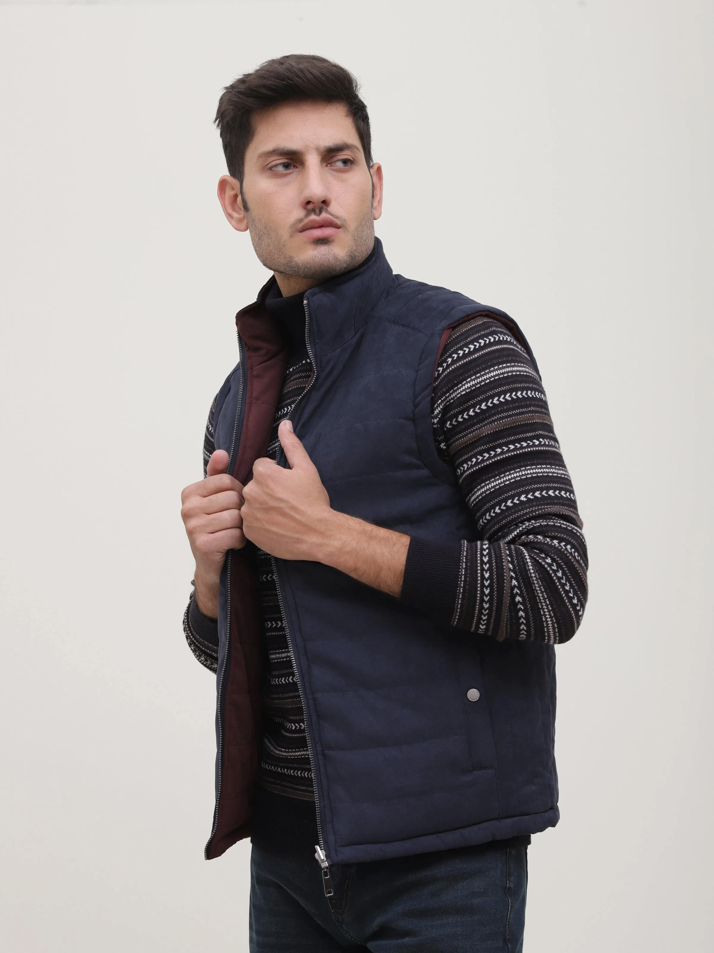 SLEEVELESS REVERSIBLE JACKET NAVY MAROON