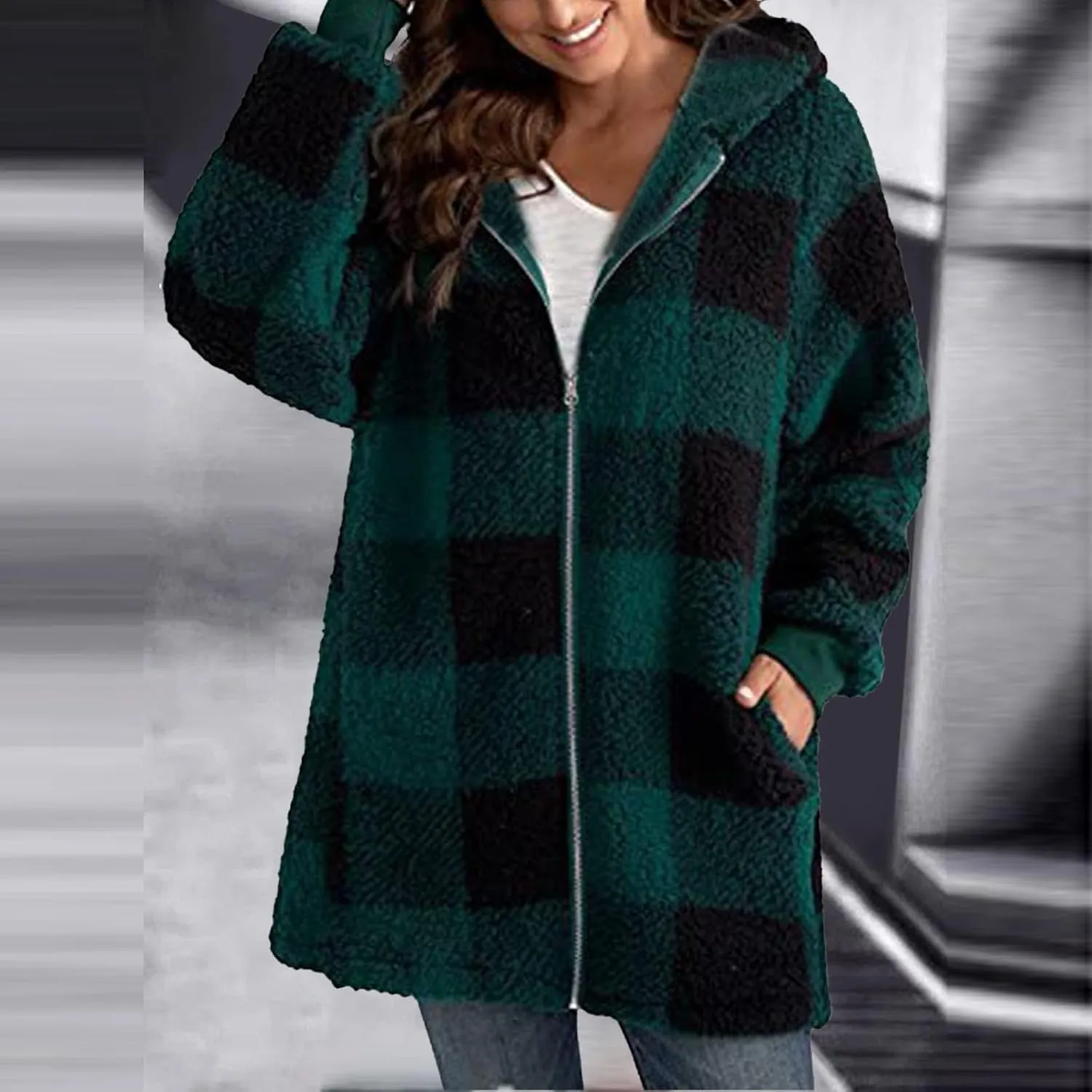 Women's Plaid Lined Hooded Jacket With Pocket Zip Up Oversized Fuzzy Coat Checkered Flannel Hoodie Thick Plush Outerwear